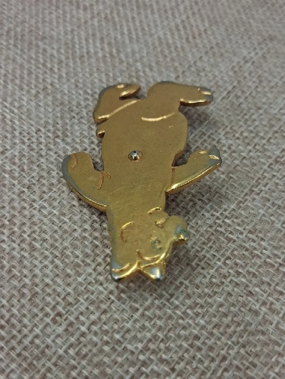 Source Unknown gold tone